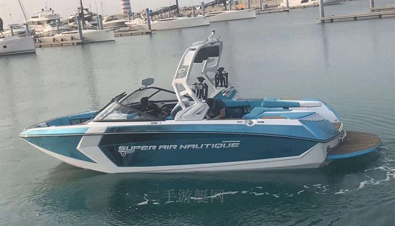 Nautique G23造浪艇