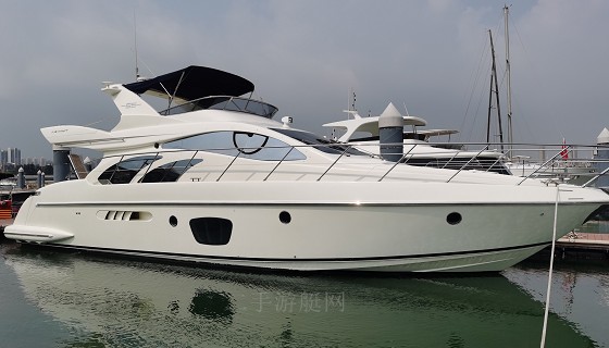 Azimut 55E