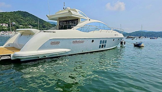 Azimut 62S