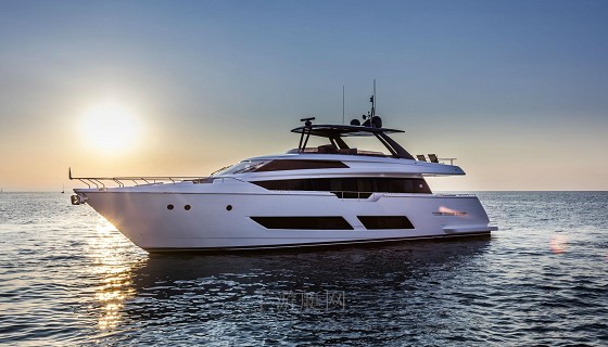 Ferretti 85尺