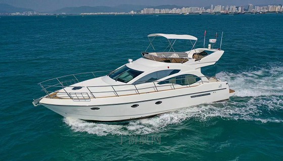 绅威45尺游艇