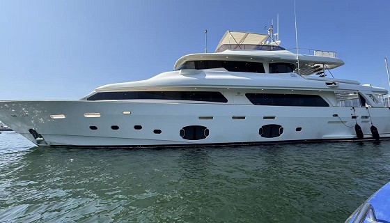 CustomLine Navetta 33米