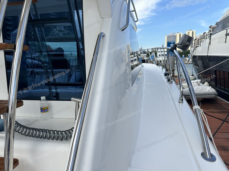 BLUEWHALE 520专业游钓艇