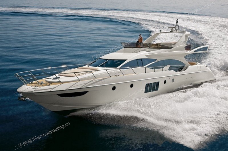 Azimut 64