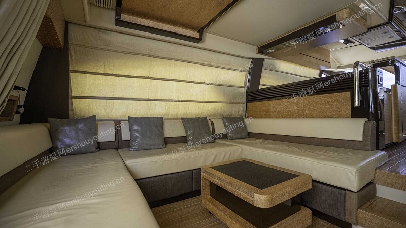 Azimut 64