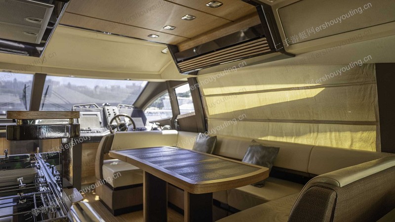 Azimut 64