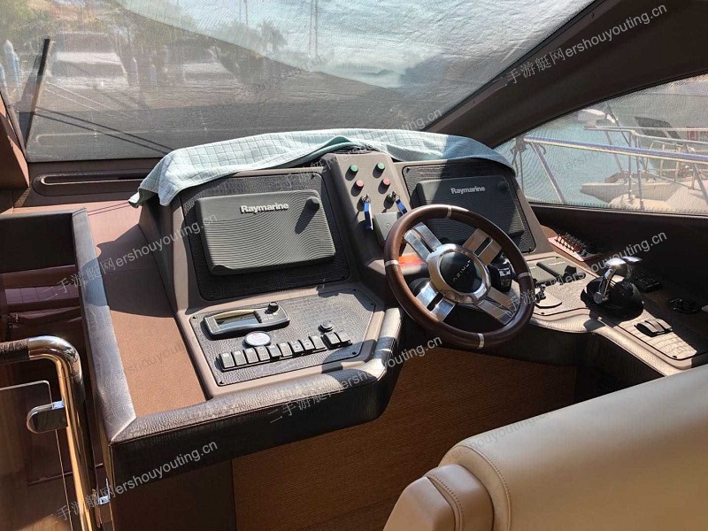 Azimut 64