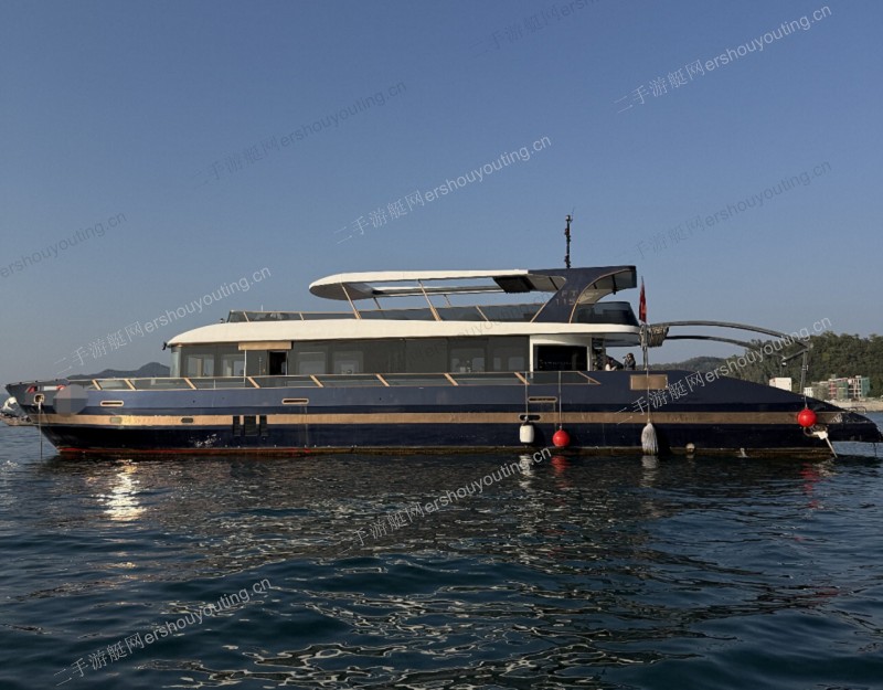 110 尺商务游艇