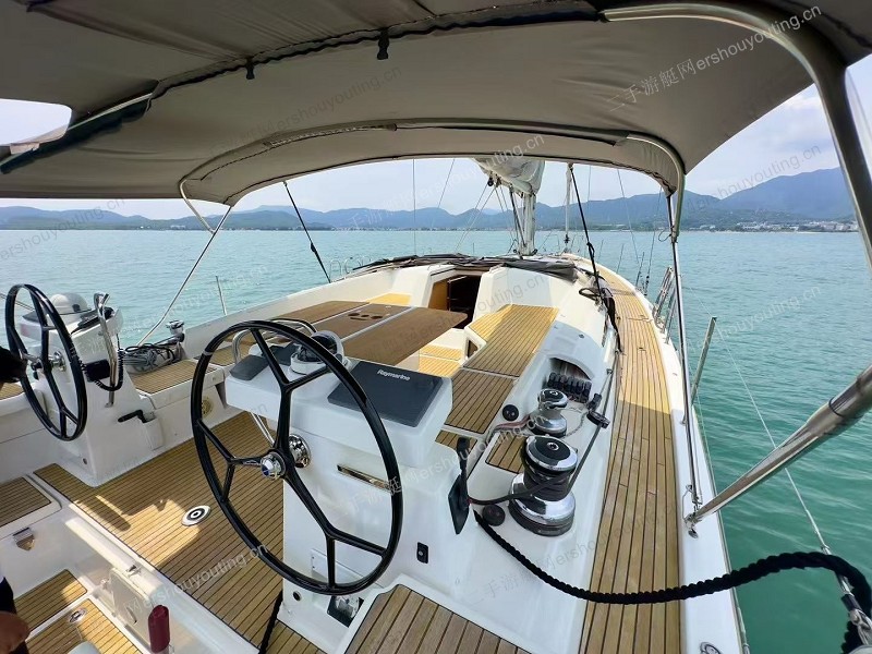 Jeanneau 54