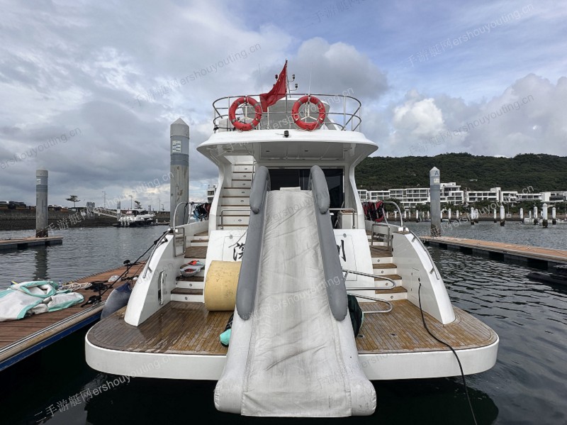 金帆63尺游艇