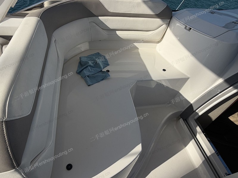 Monterey375SY运动艇