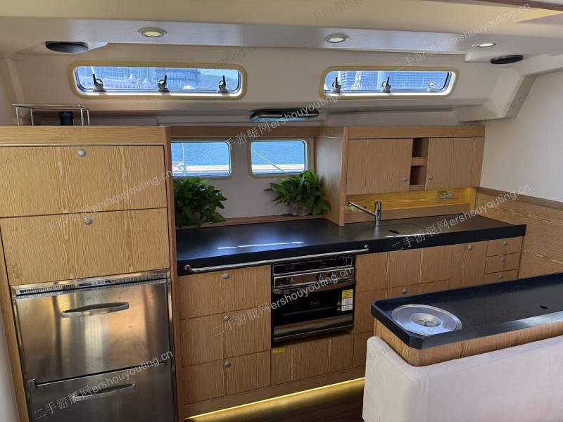 Hanse 505